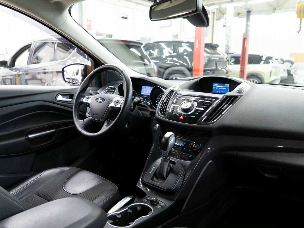 Ford Kuga 2013 года с пробегом. Фото: #16