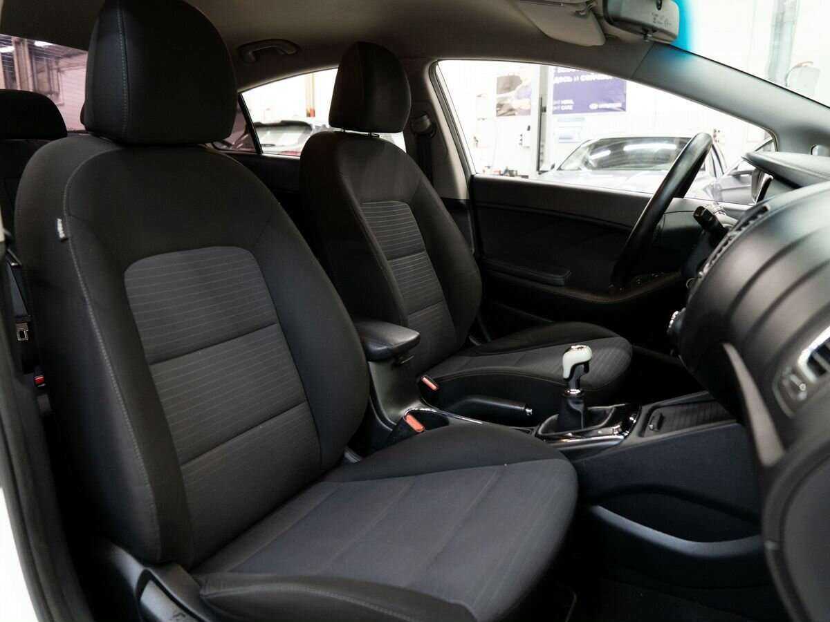 Kia Cerato 2017 года с пробегом. Фото: #8