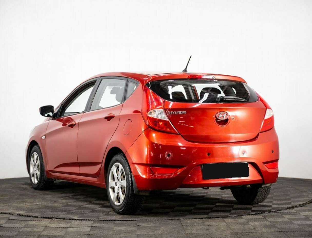 Hyundai Solaris 2012 года с пробегом. Фото: #2