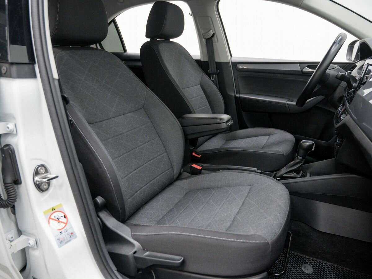 Б/У Фольксваген Поло 2020 года. Фото: #7