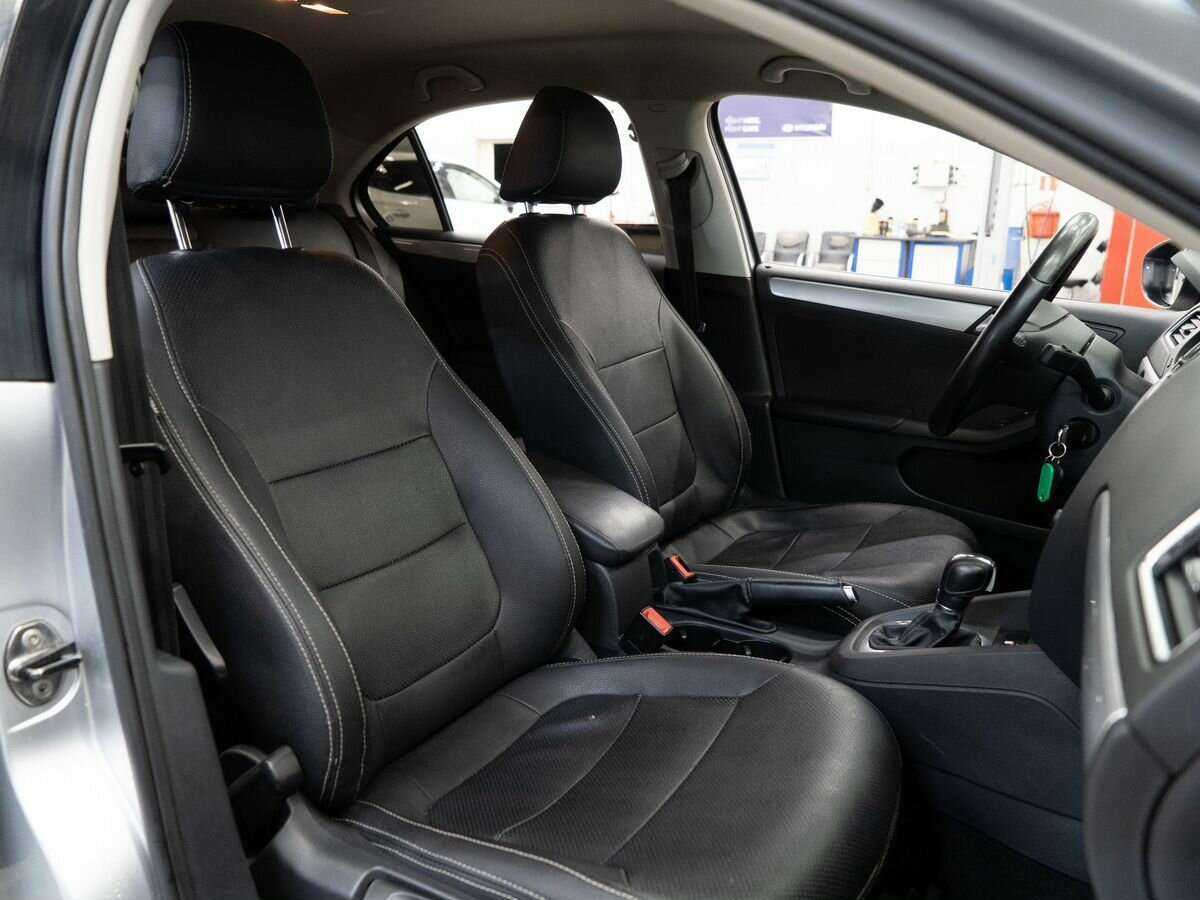 Volkswagen Jetta 2013 года с пробегом. Фото: #9