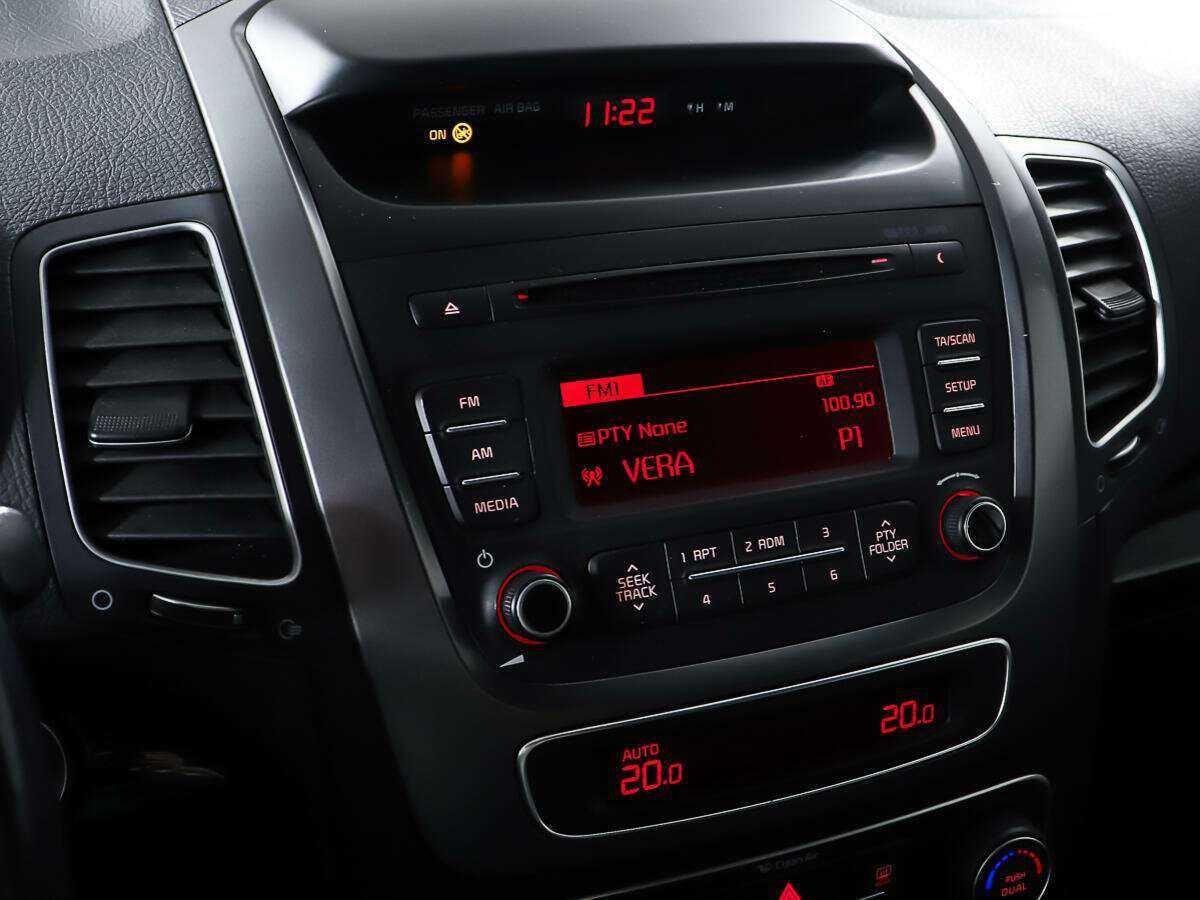 Б/У Киа Соренто 2016 года. Фото: #16