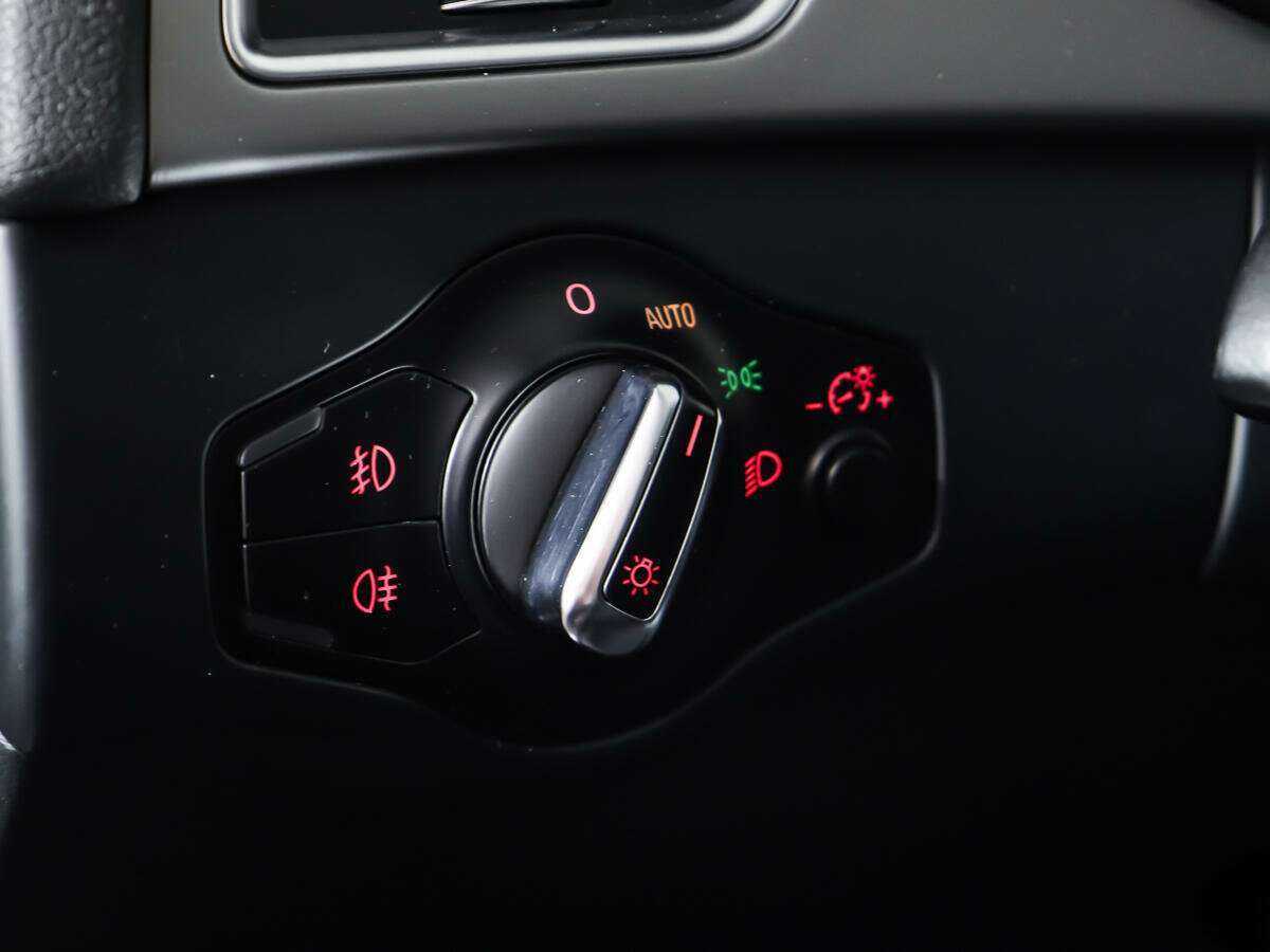 Audi A4 2014 года с пробегом. Фото: #18