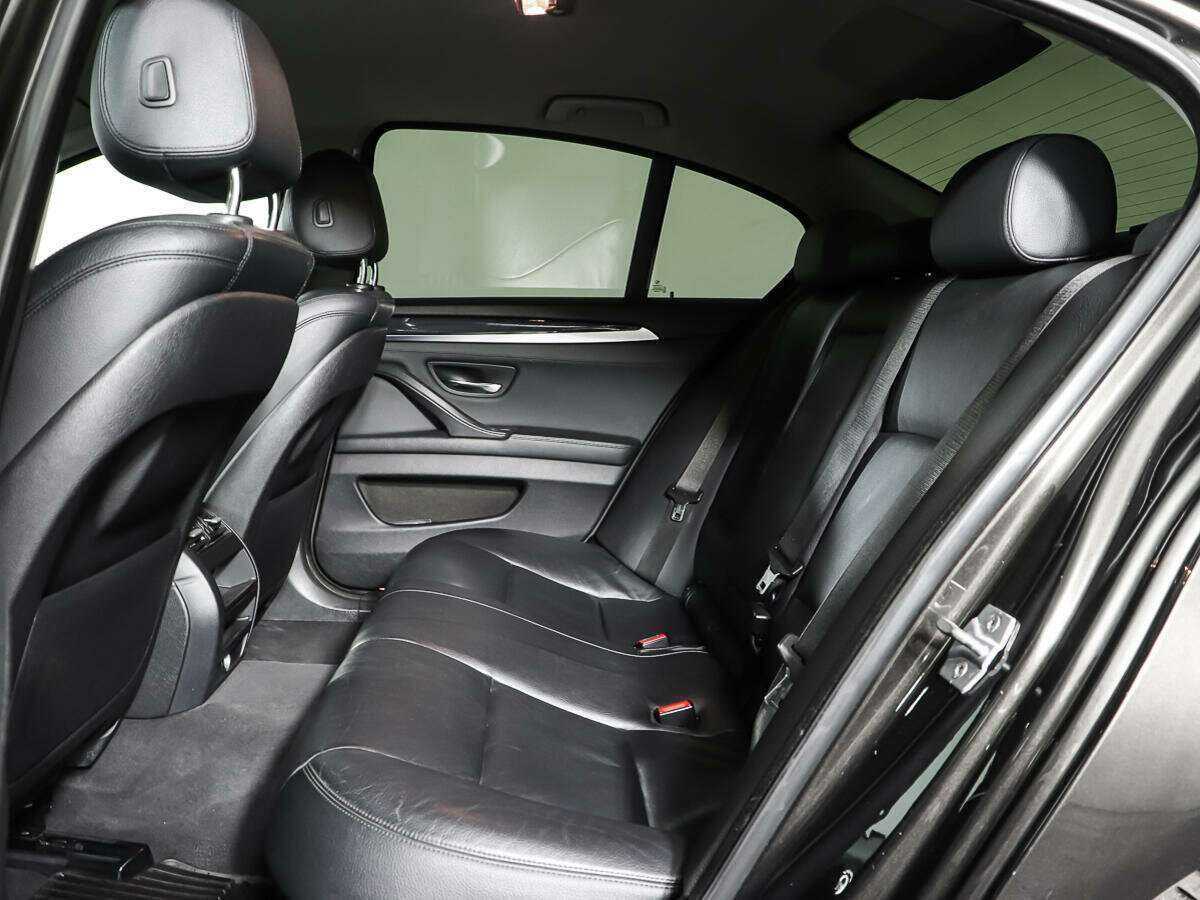 BMW 5 серии 2013 года с пробегом. Фото: #9