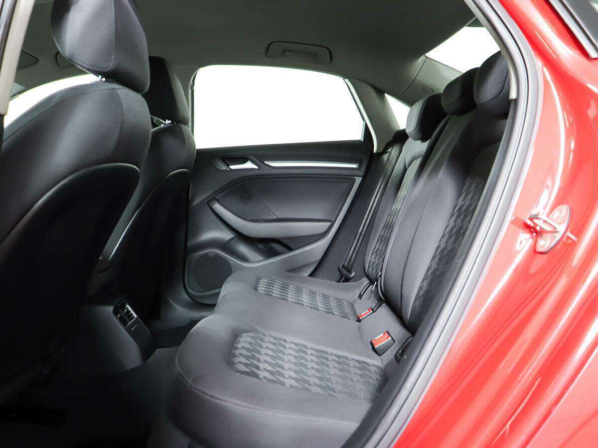 Audi A3 2015 года с пробегом. Фото: #10