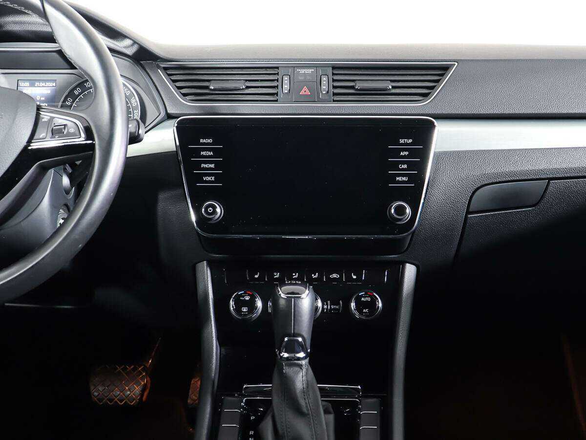 Б/У Шкода Суперб 2017 года. Фото: #10