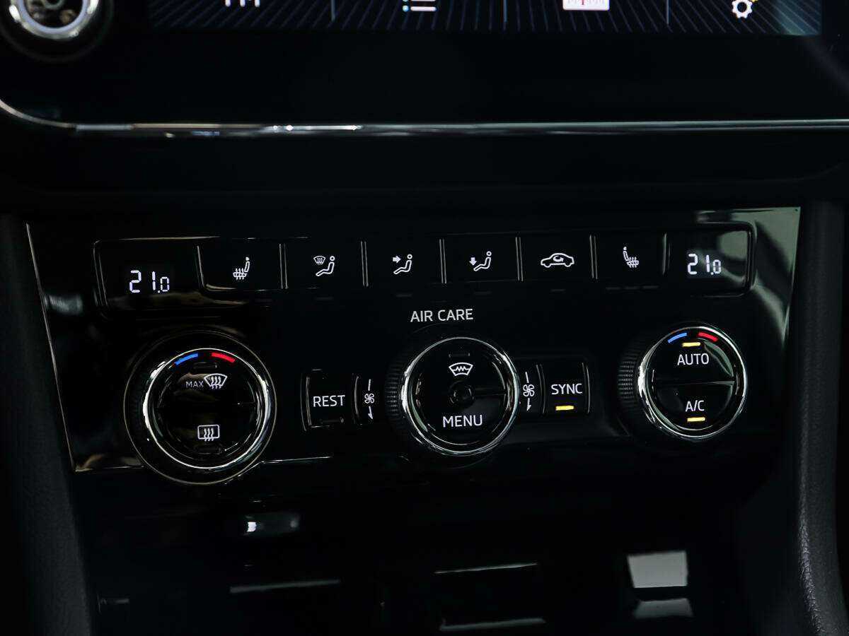 Б/У Шкода Суперб 2017 года. Фото: #17