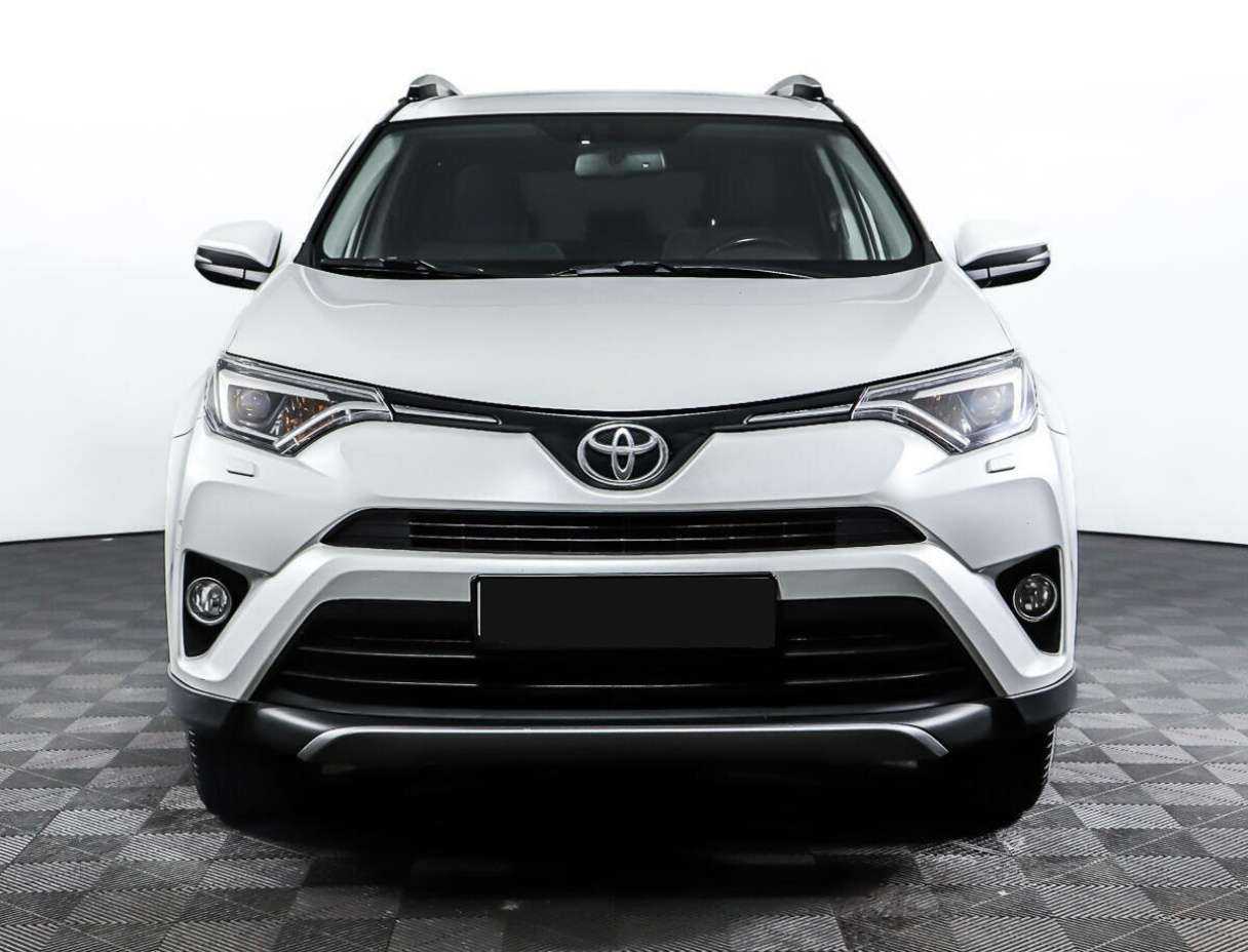 Toyota RAV4 2019 года с пробегом. Фото: #1