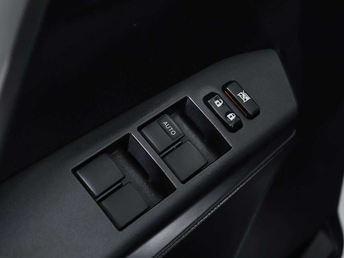 Toyota RAV4 2019 года с пробегом. Фото: #18