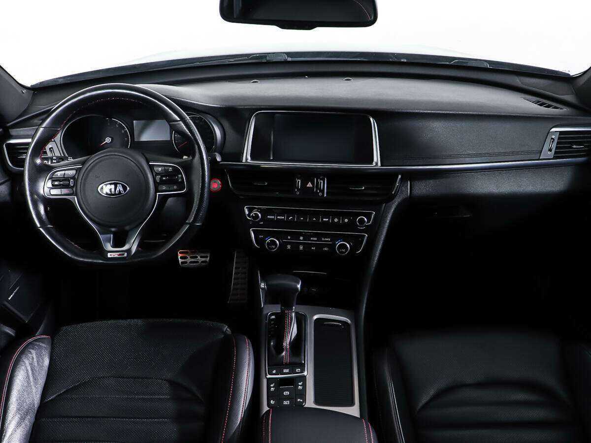 Б/У Киа Оптима 2017 года. Фото: #10