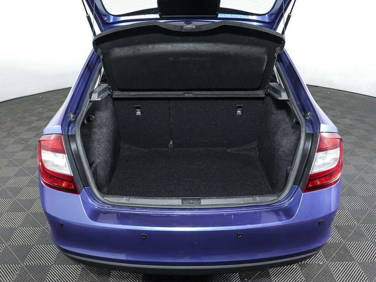 Б/У Шкода Рапид 2017 года. Фото: #9