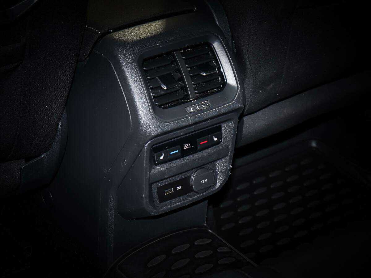 Volkswagen Tiguan 2018 года с пробегом. Фото: #17