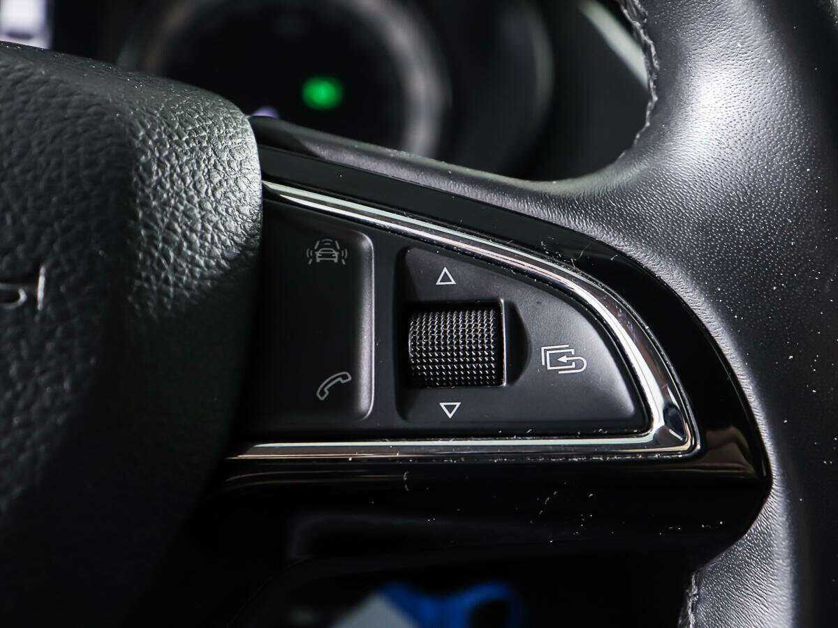 Б/У Шкода Октавия 2017 года. Фото: #17