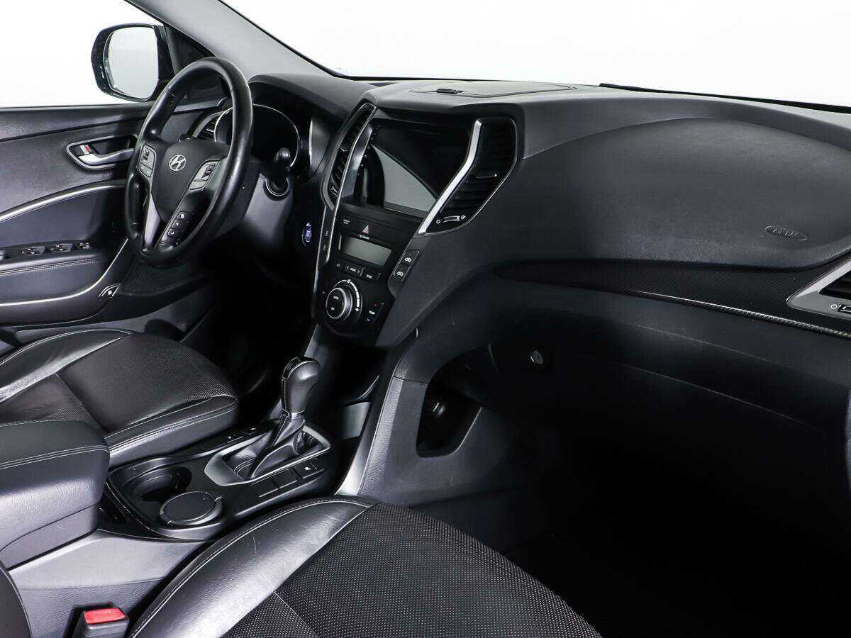 Б/У Хендай Санта Фе 2015 года. Фото: #8