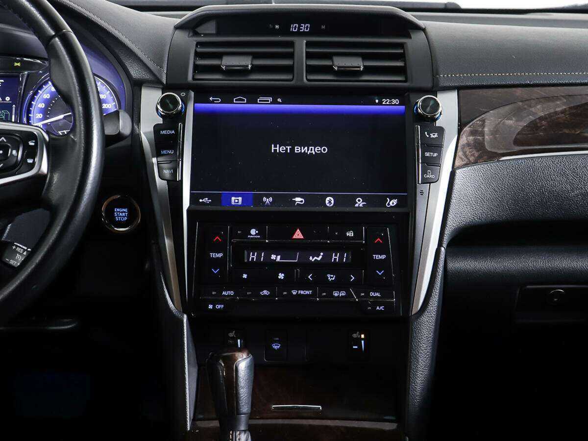 Б/У Тойота Камри 2017 года. Фото: #11