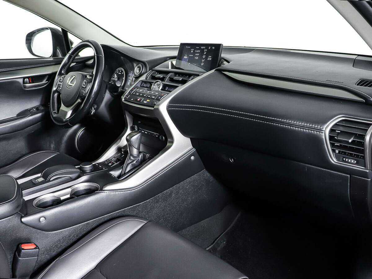 Lexus NX 2015 года с пробегом. Фото: #8