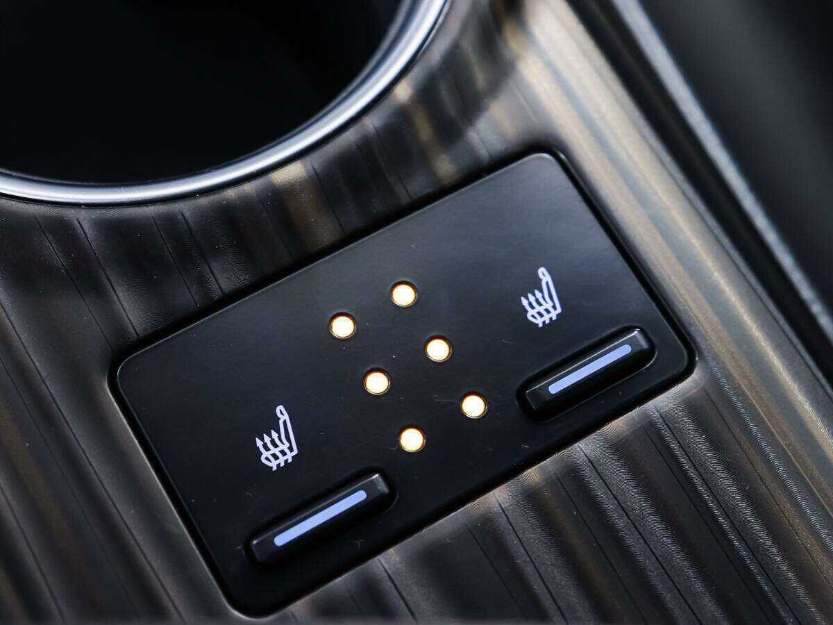 Toyota Camry 2018 года с пробегом. Фото: #16