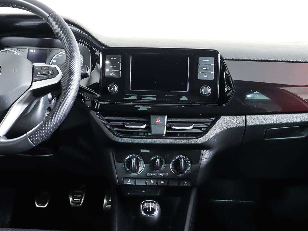 Б/У Фольксваген Поло 2021 года. Фото: #11