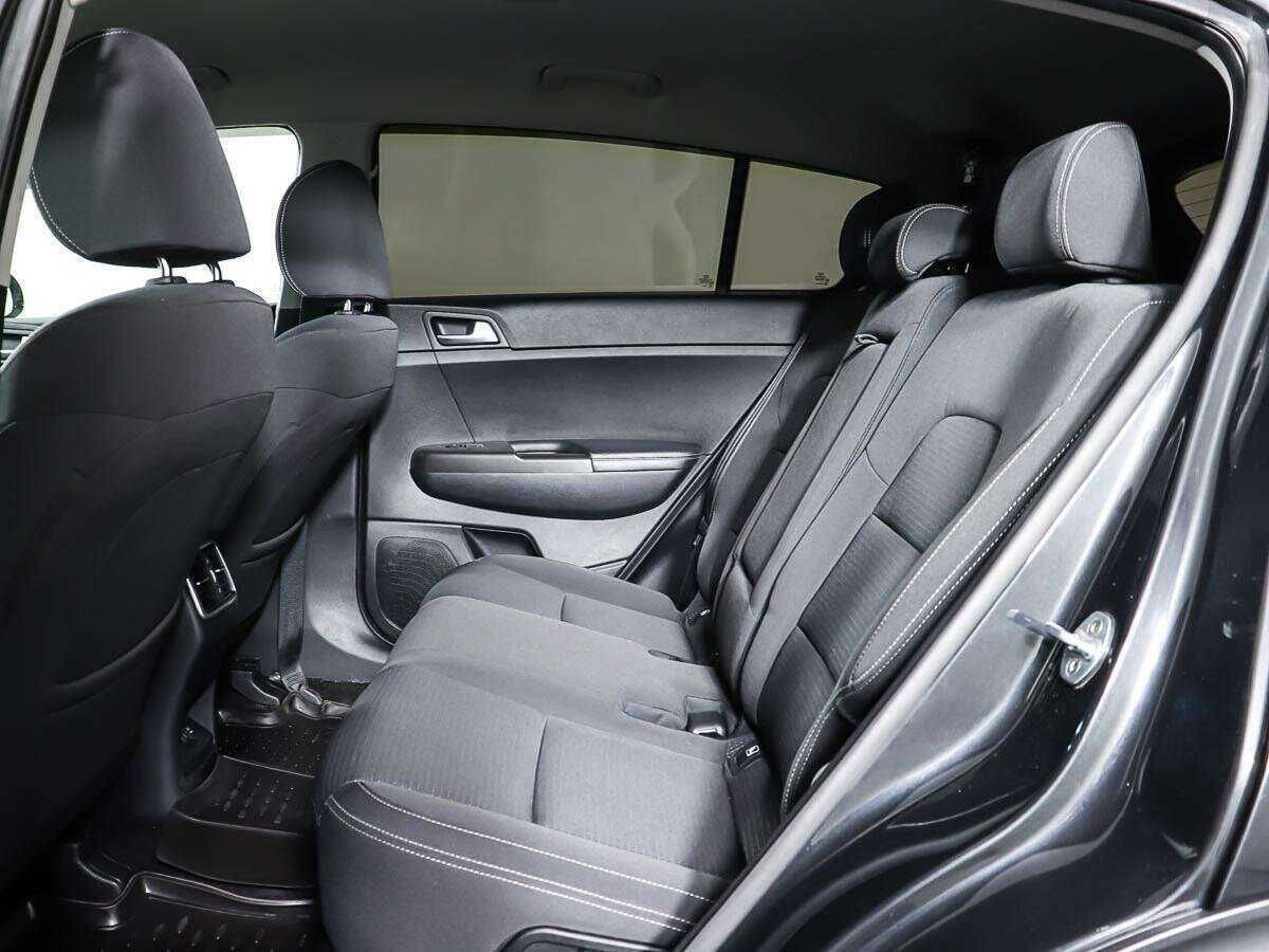 Б/У Киа Спортейдж 2018 года. Фото: #9