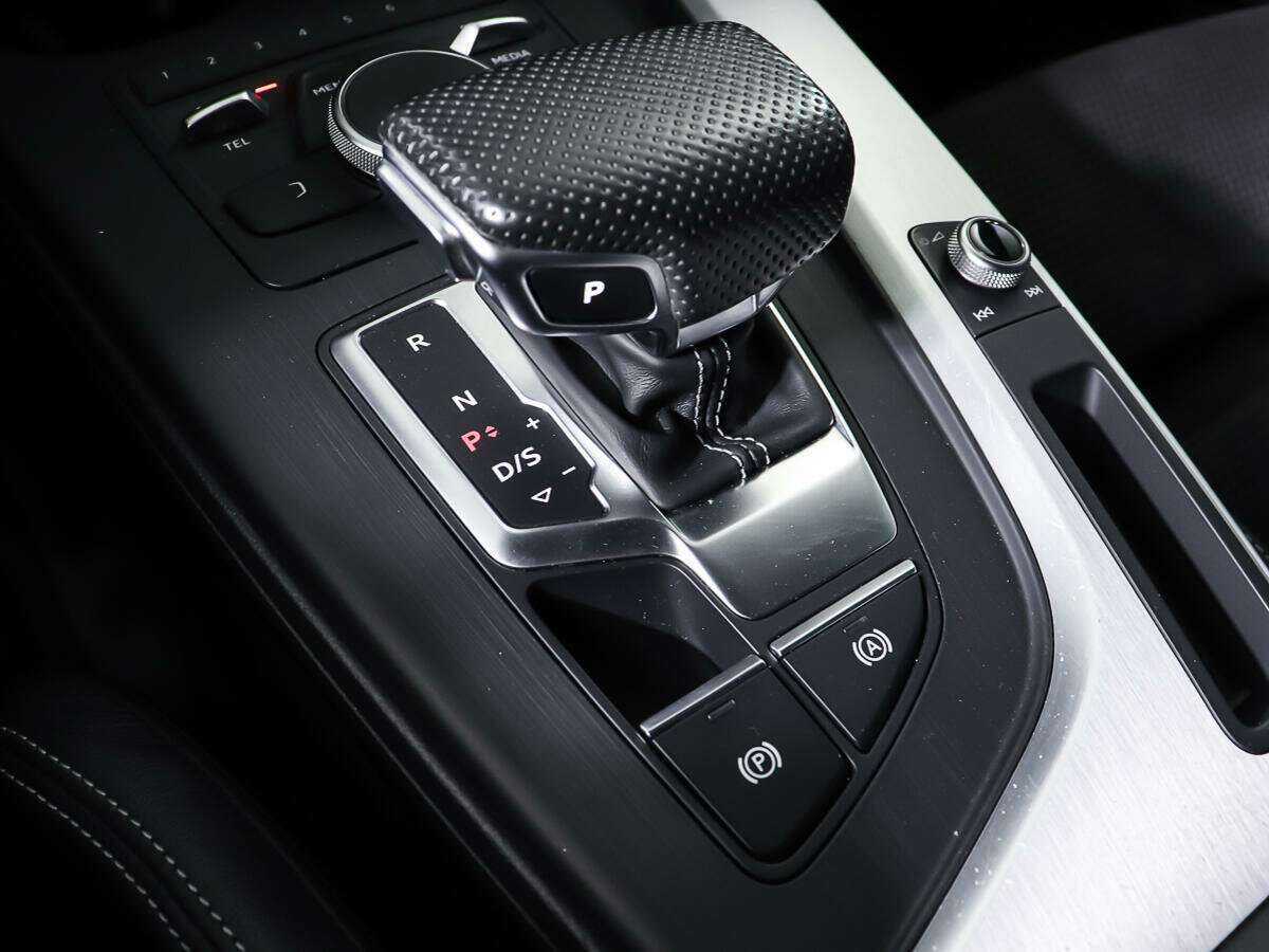 Audi A4 2017 года с пробегом. Фото: #17