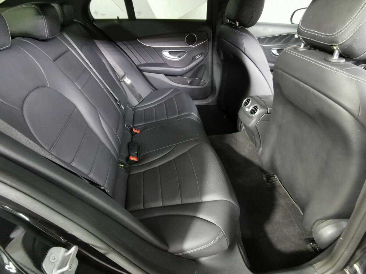 Mercedes-Benz C-Класс 2018 года с пробегом. Фото: #11