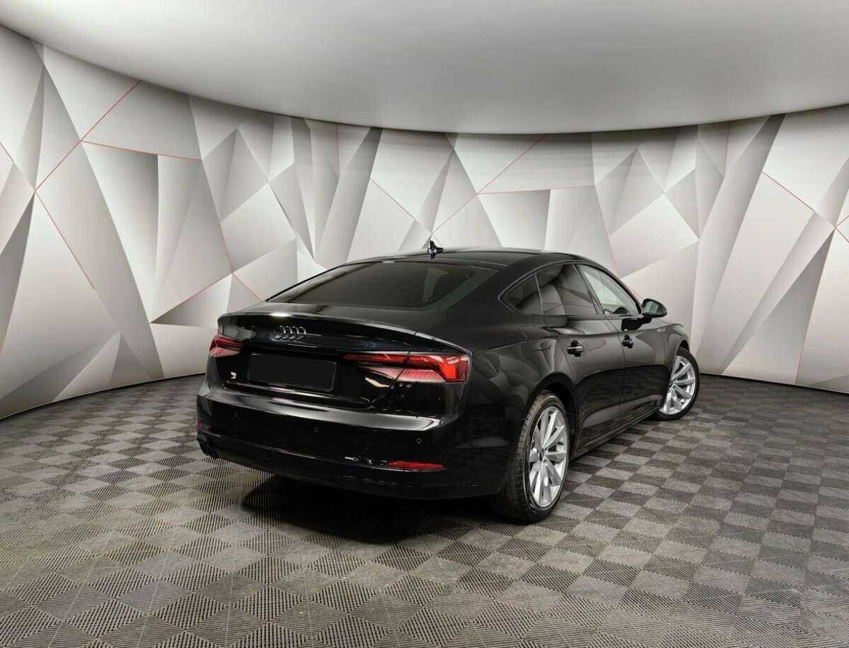 Audi A5 2019 года с пробегом. Фото: #1