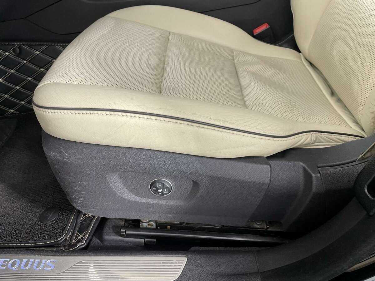 Hyundai Equus 2013 года с пробегом. Фото: #9