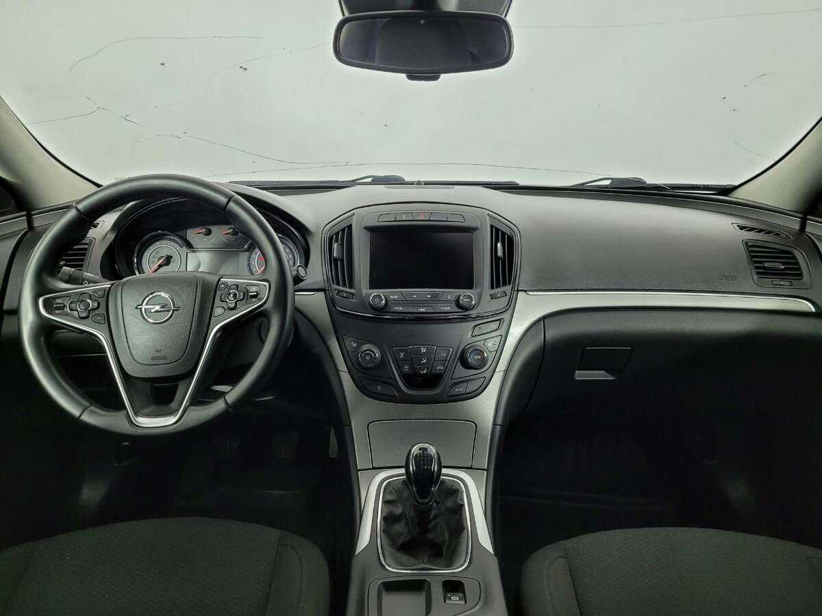 Б/У Опель Инсигния 2013 года. Фото: #6