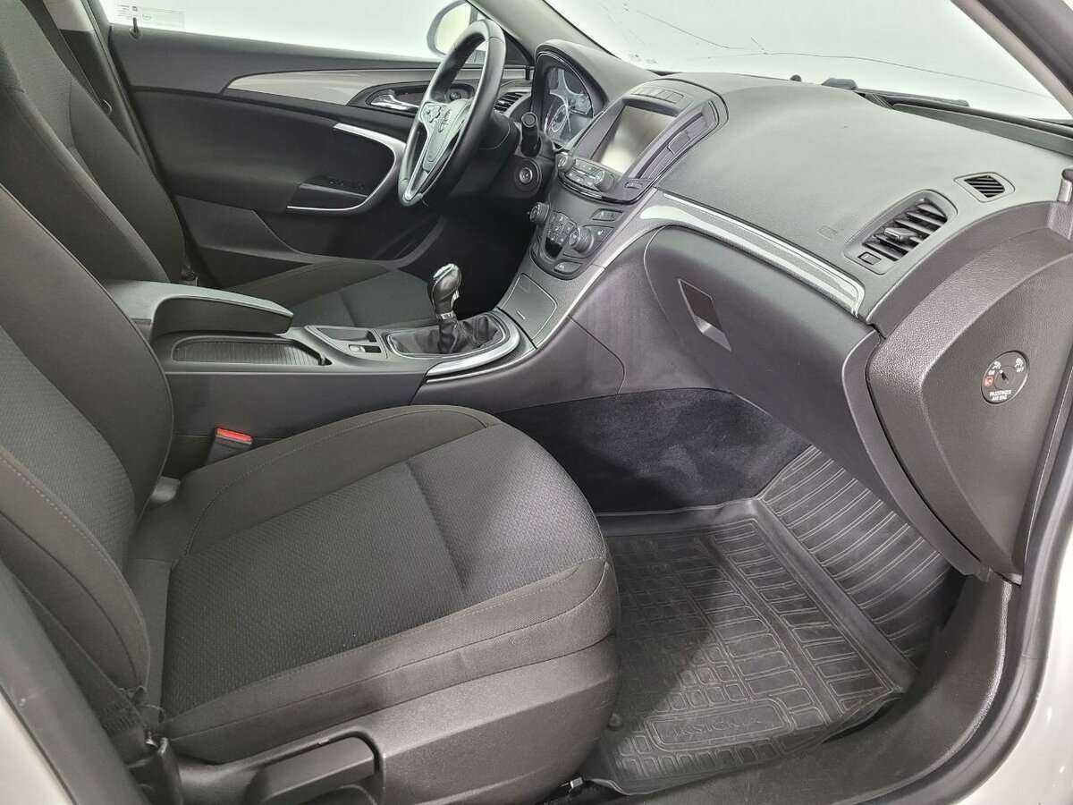 Б/У Опель Инсигния 2013 года. Фото: #13