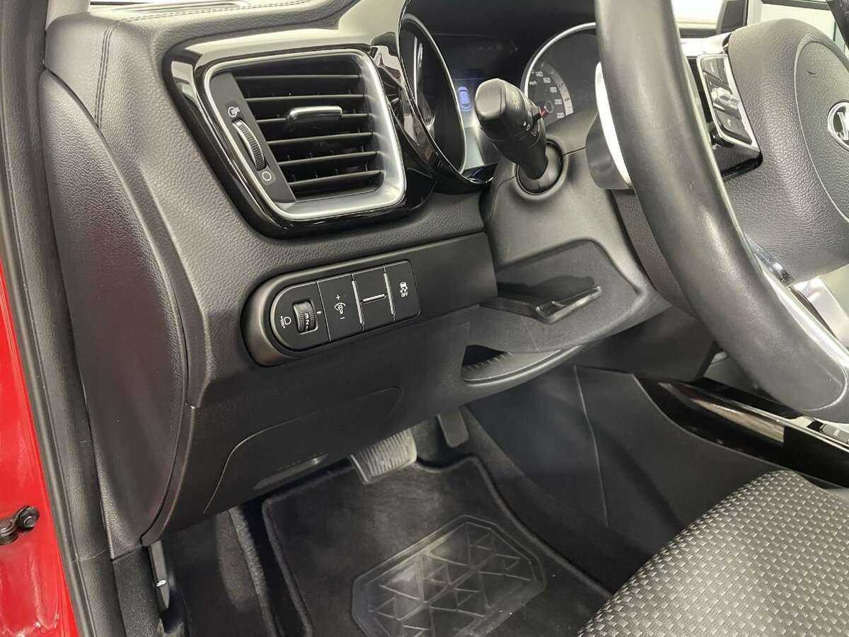 Kia Ceed 2020 года с пробегом. Фото: #8