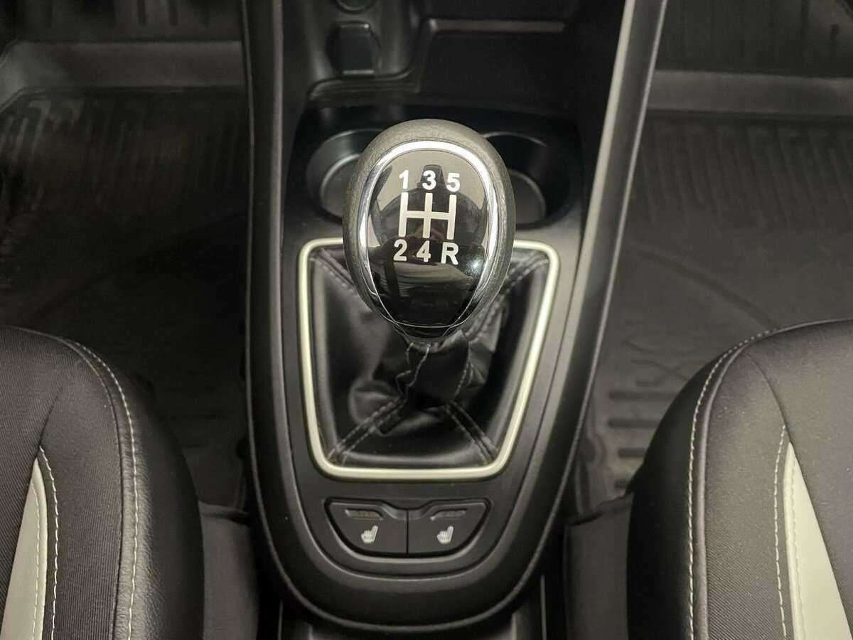 Lada (ВАЗ) Vesta 2018 года с пробегом. Фото: #12