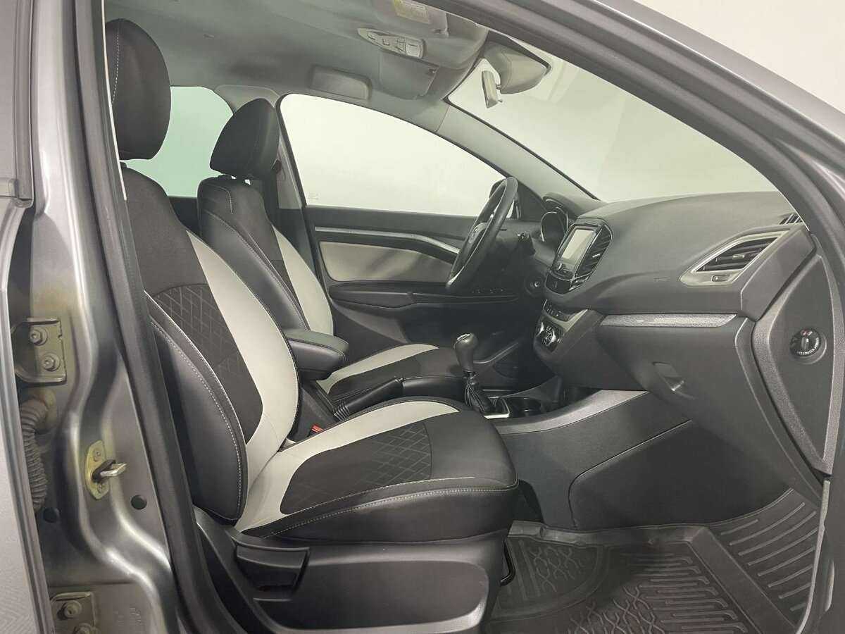 Lada (ВАЗ) Vesta 2018 года с пробегом. Фото: #13