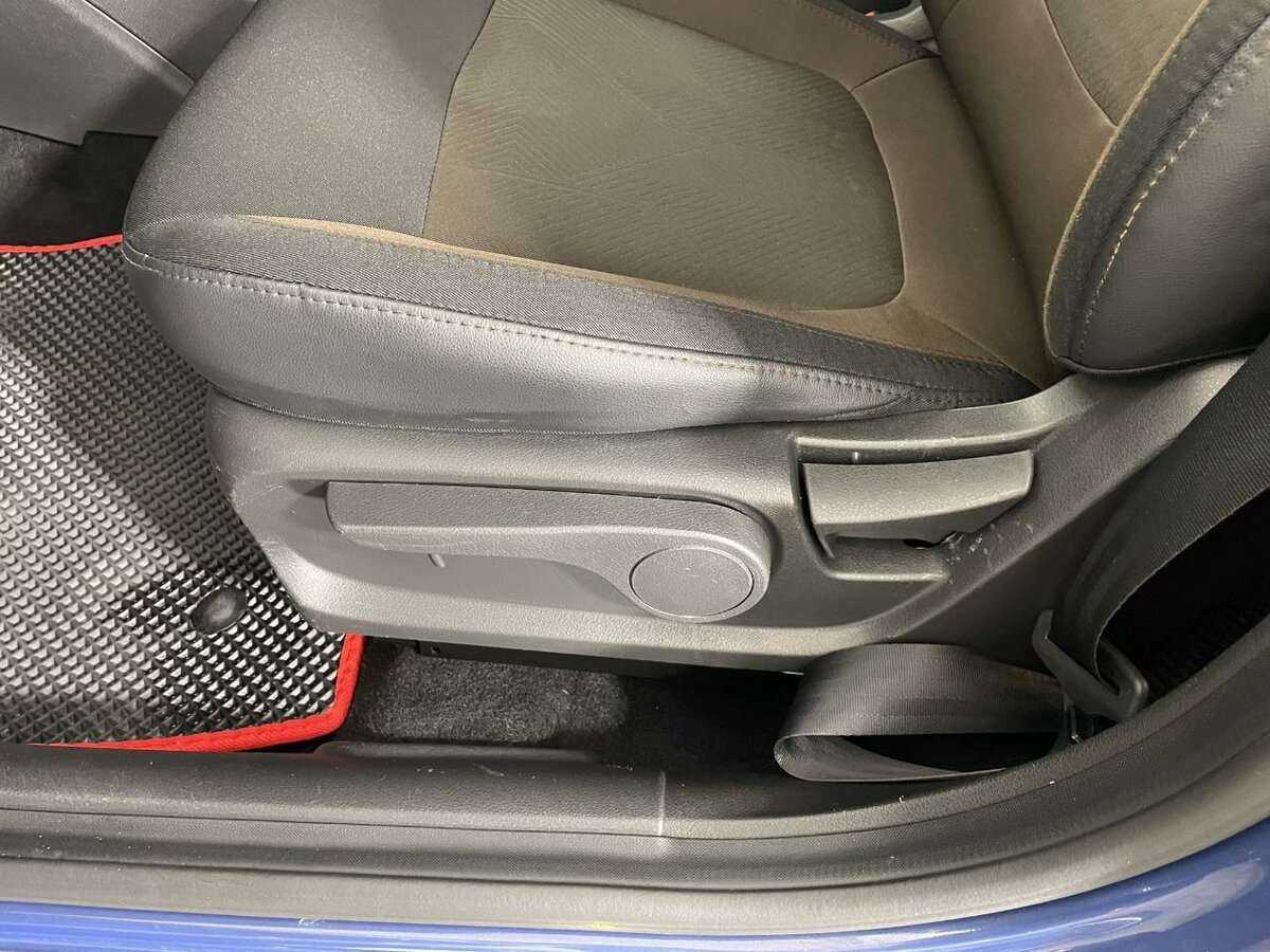 Lada (ВАЗ) Vesta 2017 года с пробегом. Фото: #9