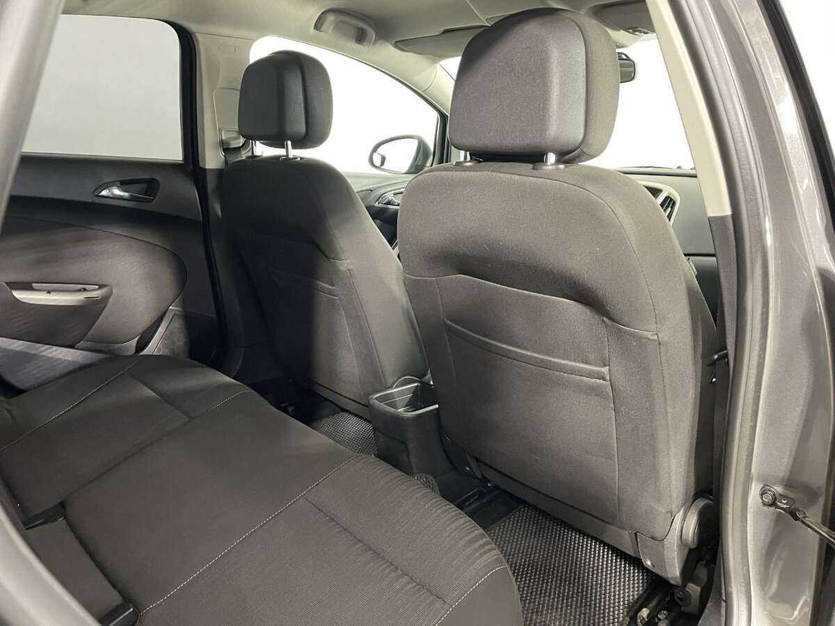 Б/У Опель Астра 2012 года. Фото: #15