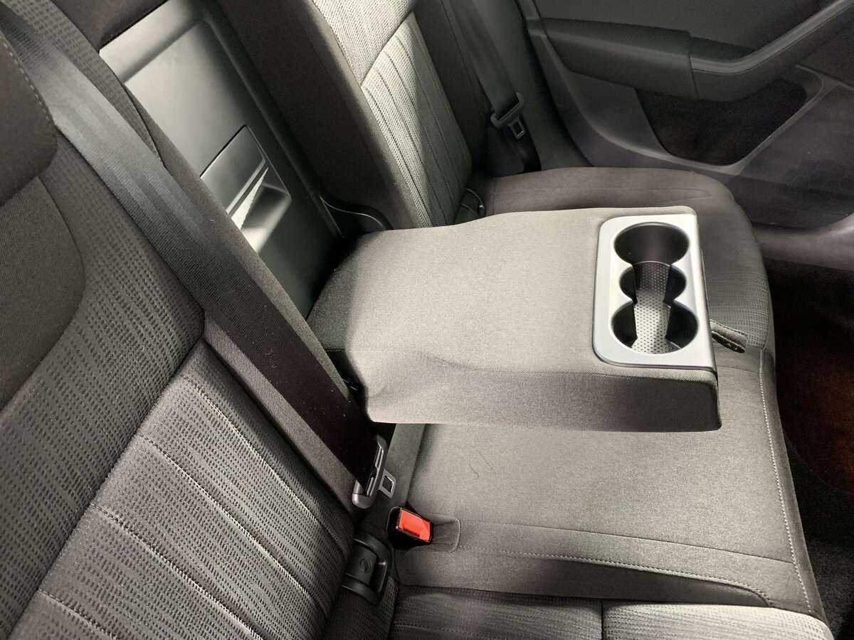 Б/У Шкода Октавия 2018 года. Фото: #15