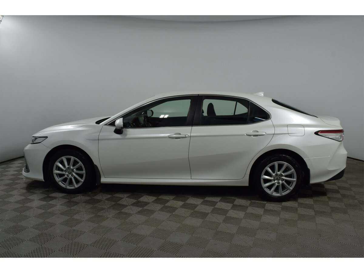 Toyota Camry 2021 года с пробегом. Фото: #7