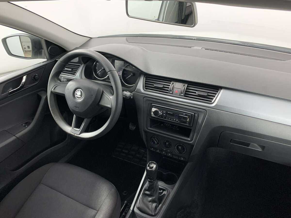 Б/У Шкода Рапид 2017 года. Фото: #10