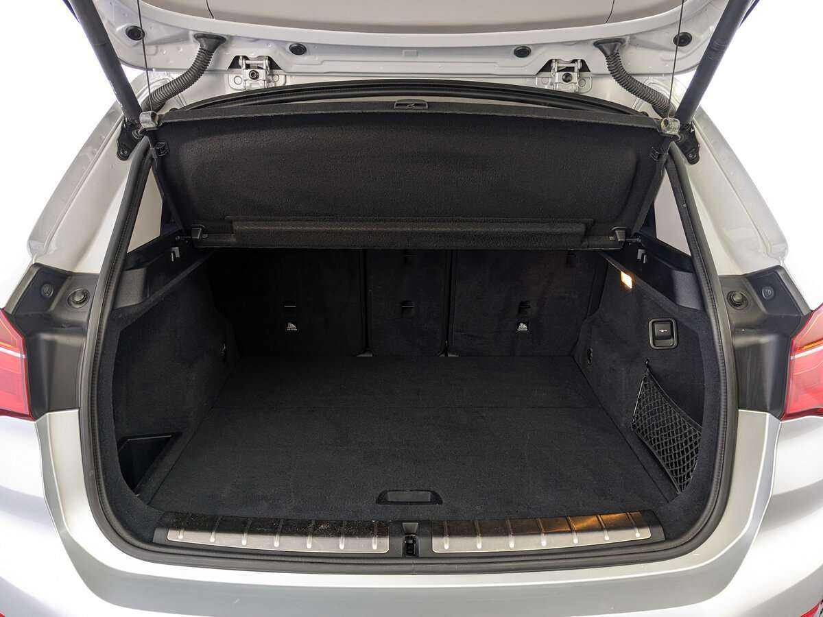 BMW X1 2015 года с пробегом. Фото: #9