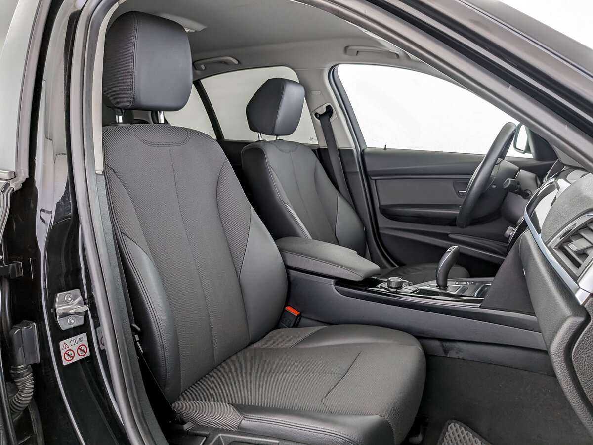 BMW 3 серии 2018 года с пробегом. Фото: #18