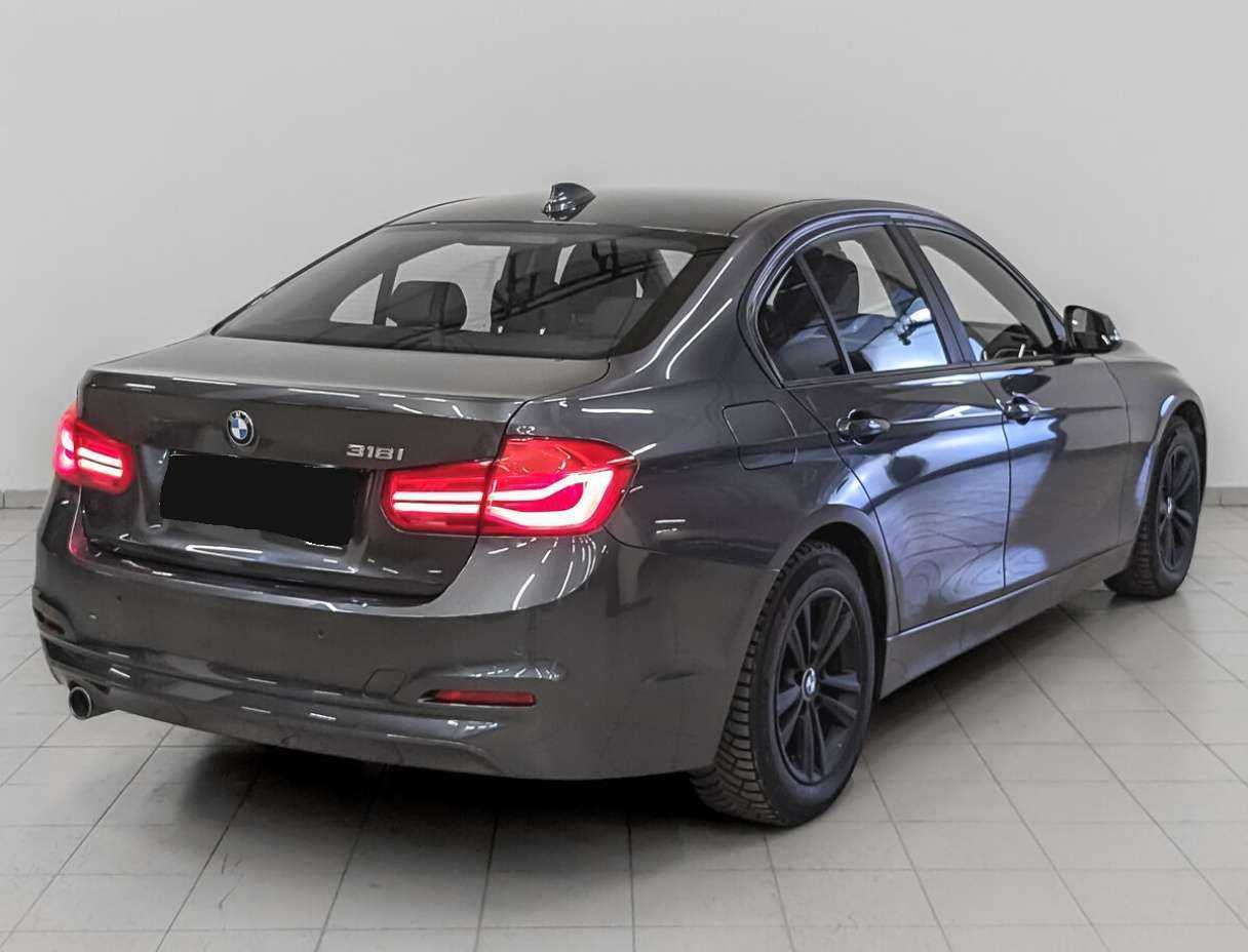 BMW 3 серии 2018 года с пробегом. Фото: #4