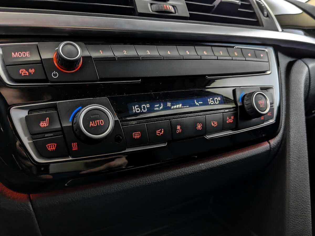 BMW 3 серии 2017 года с пробегом. Фото: #19