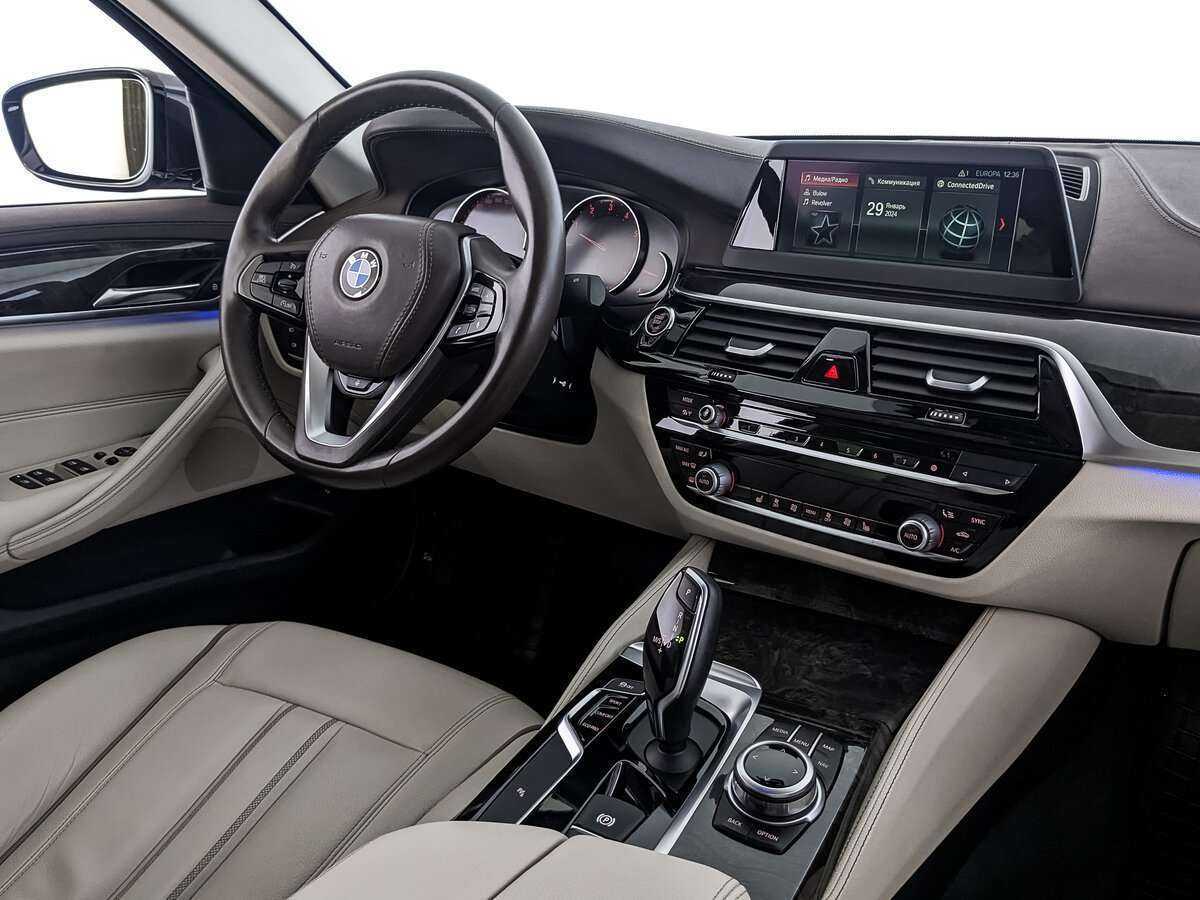 BMW 5 серии 2017 года с пробегом. Фото: #23