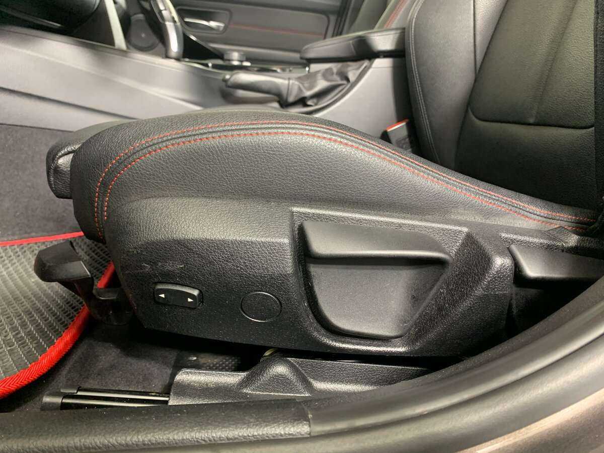 BMW 3 серии 2013 года с пробегом. Фото: #12