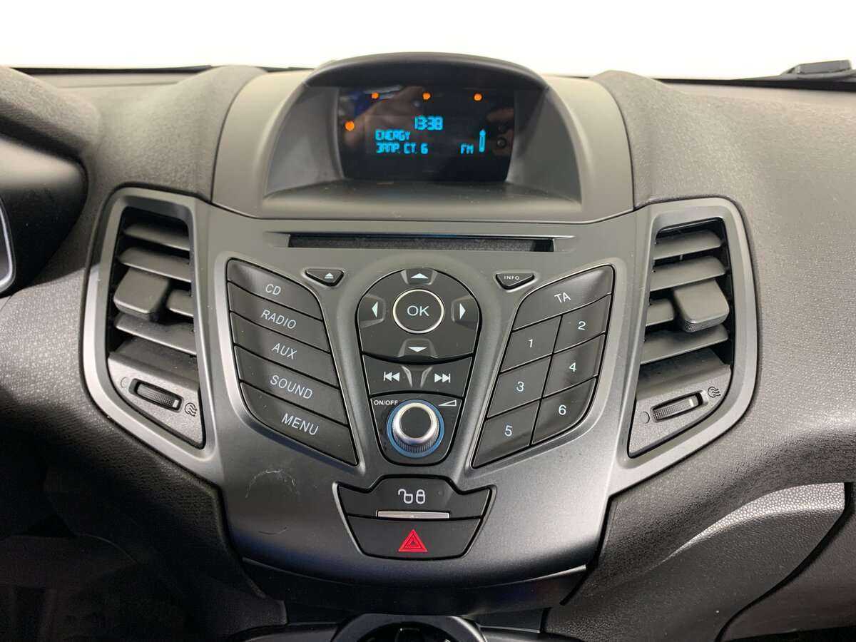 Ford Fiesta 2016 года с пробегом. Фото: #15