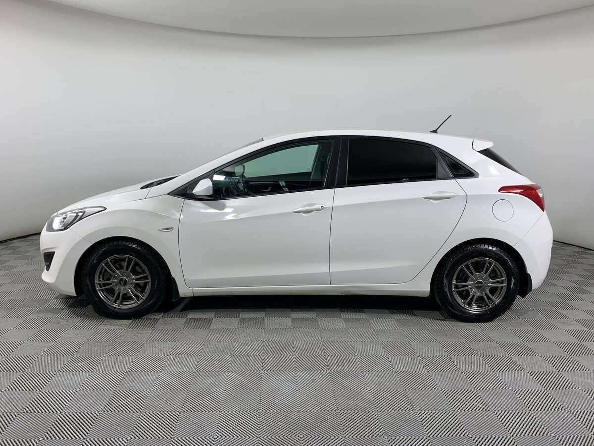 Б/У Хендай ай30 2012 года. Фото: #7