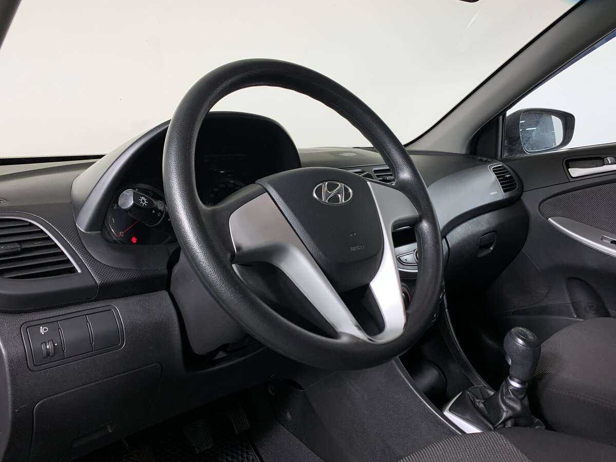 Hyundai Solaris 2012 года с пробегом. Фото: #8