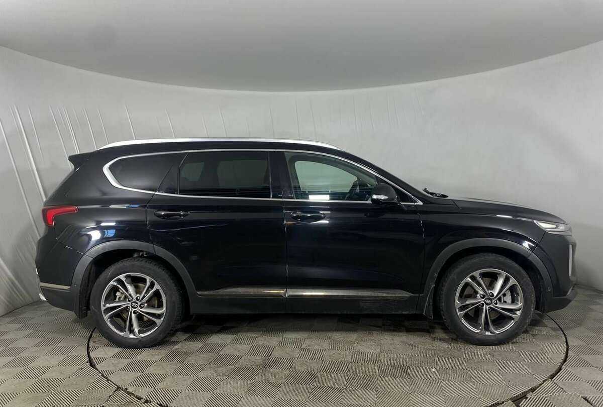 Hyundai Santa Fe 2018 года с пробегом. Фото: #3