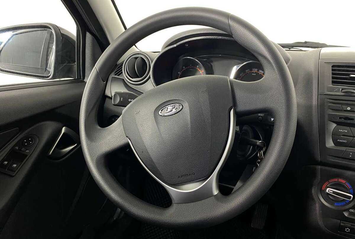 Lada (ВАЗ) Granta 2023 года с пробегом. Фото: #8