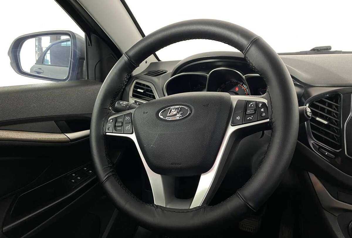 Lada (ВАЗ) Vesta 2020 года с пробегом. Фото: #8