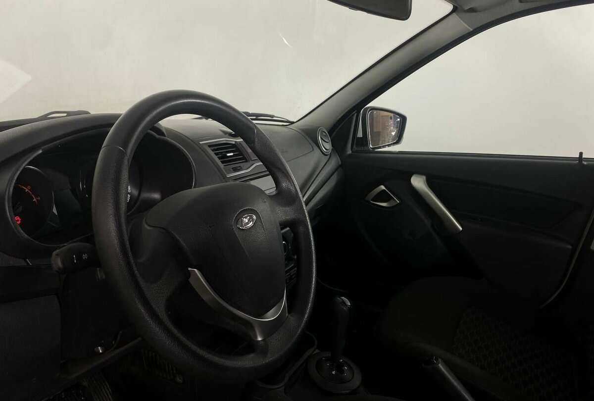 Lada (ВАЗ) Granta 2019 года с пробегом. Фото: #12